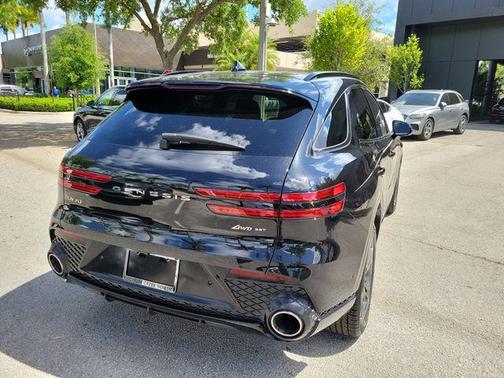 Vik Black 2023 Genesis GV70 3.5T AWD Sport