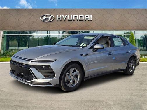 2025 Hyundai SONATA SE