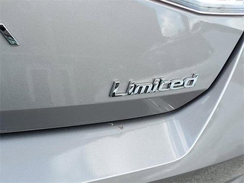 2022 Hyundai ELANTRA Limited
