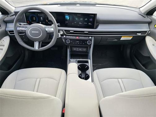 2026 Hyundai SONATA SEL