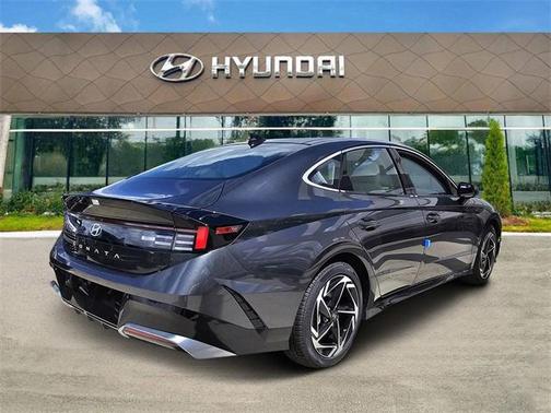 2026 Hyundai SONATA SEL