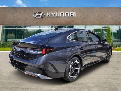 2026 Hyundai SONATA SEL