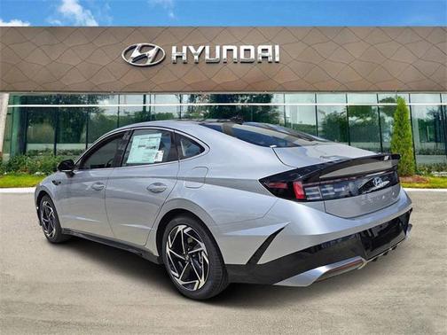 2026 Hyundai SONATA SEL
