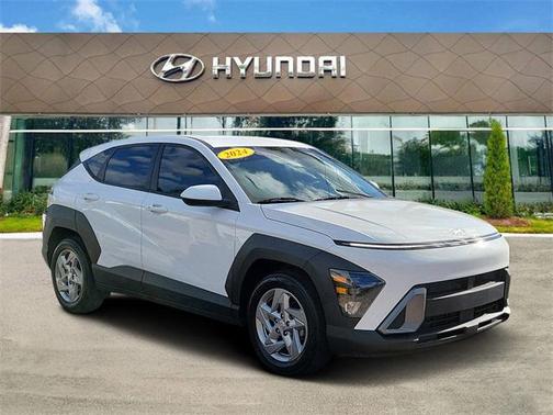2024 Hyundai KONA SE
