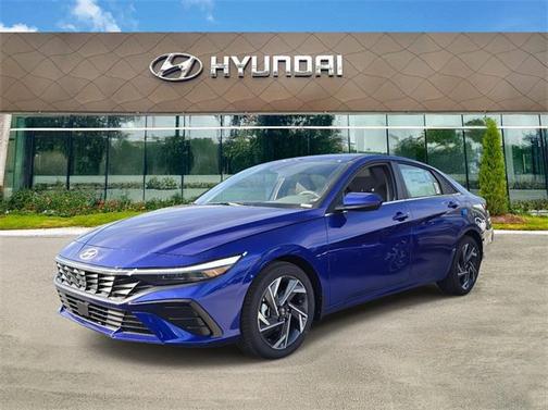 2025 Hyundai ELANTRA SEL
