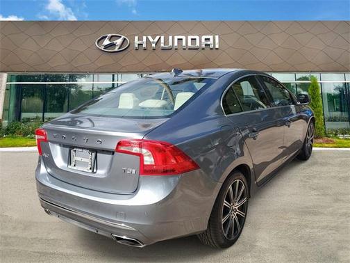 2018 Volvo S60 Inscription T5