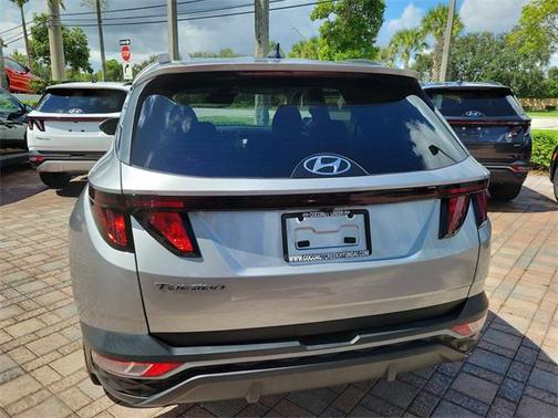 2024 Hyundai TUCSON SEL