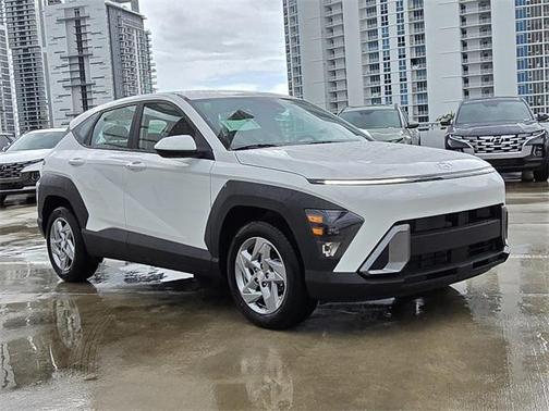 2026 Hyundai KONA SE