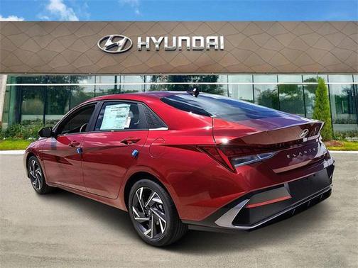 2025 Hyundai ELANTRA Sport