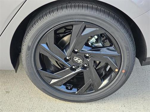 2026 Hyundai ELANTRA Sport