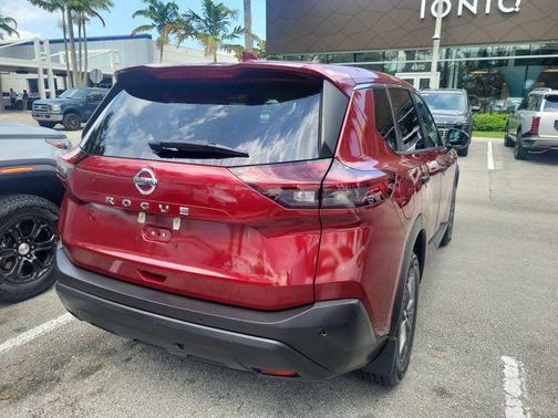 Scarlet Ember Tintcoat 2021 Nissan Rogue S