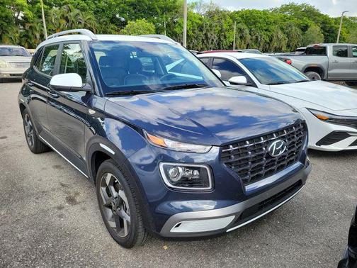 Denim w/White Roof 2023 Hyundai VENUE Limited