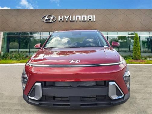 2025 Hyundai KONA SE
