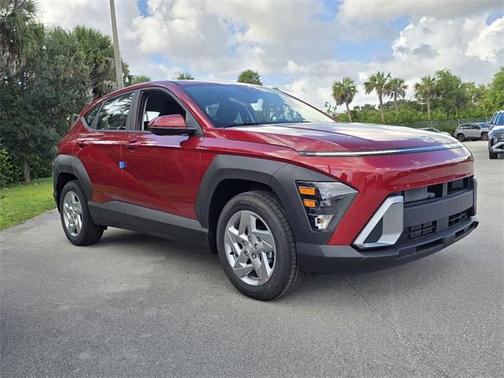 2025 Hyundai KONA SE