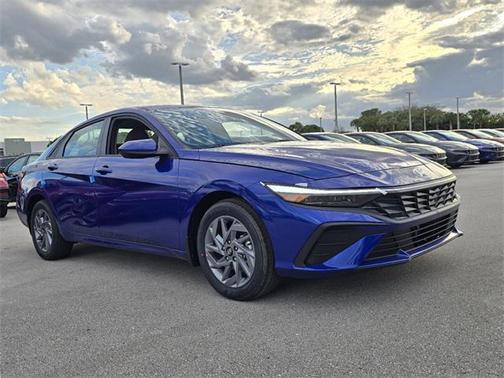 2025 Hyundai ELANTRA HEV Blue