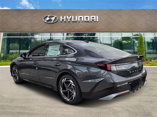 2026 Hyundai SONATA SEL