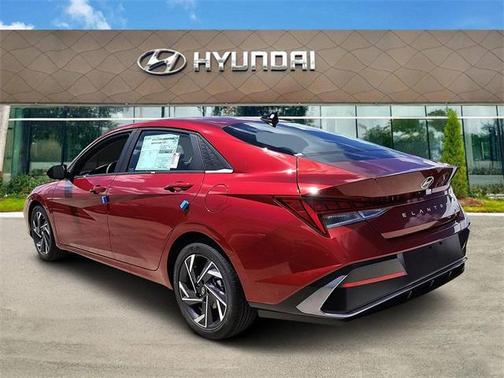 2025 Hyundai ELANTRA Sport