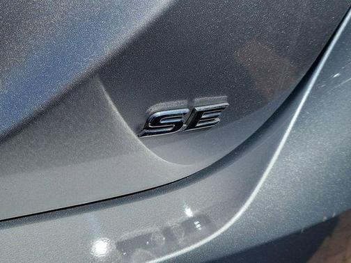 Celestial Silver Metallic 2020 Toyota Camry SE