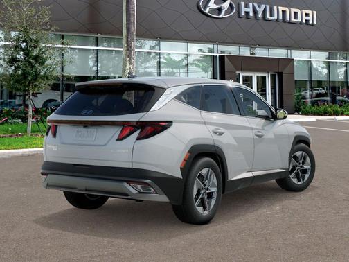 2026 Hyundai TUCSON Hybrid SEL