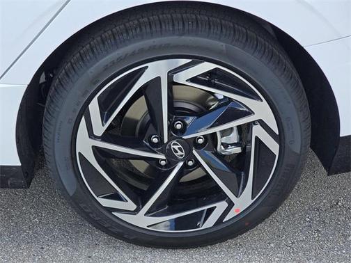 2026 Hyundai SONATA SEL