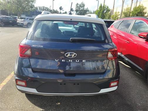 2023 Hyundai VENUE Limited