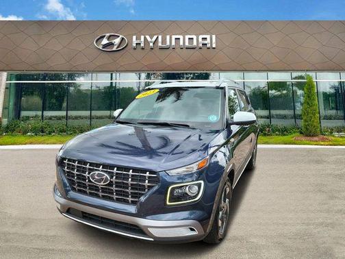 2023 Hyundai VENUE Limited