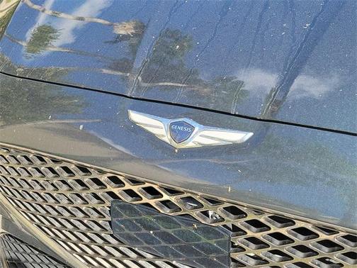 2023 Genesis G70 2.0T RWD