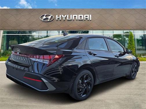 2026 Hyundai ELANTRA Sport