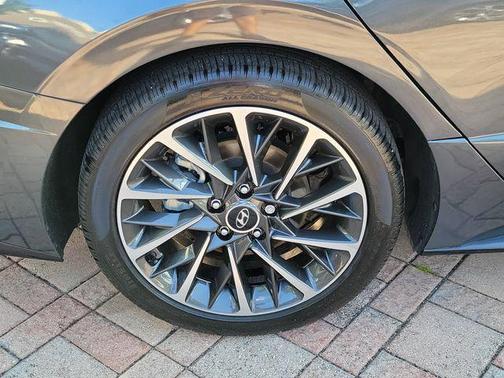 Portofino Gray 2023 Hyundai SONATA Limited