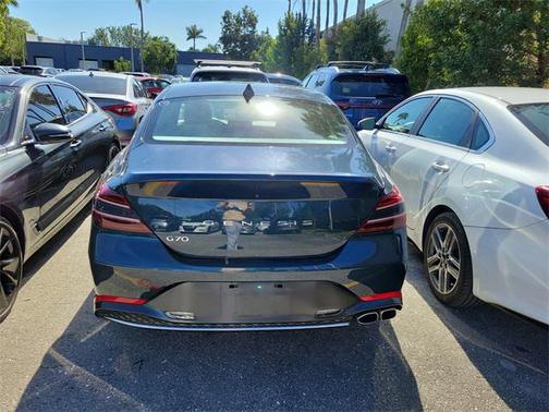 2023 Genesis G70 2.0T RWD