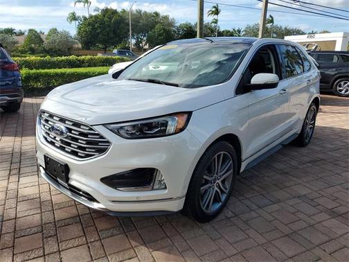 2019 Ford Edge Titanium