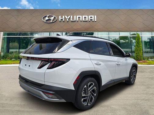 Serenity White Pearl 2026 Hyundai TUCSON SEL Plus