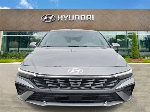 2025 Hyundai ELANTRA SEL
