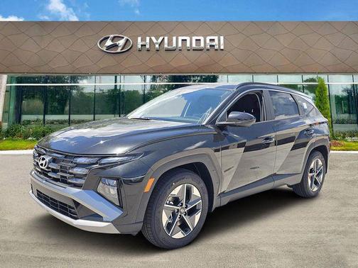 Phantom Black 2026 Hyundai TUCSON SEL Premium