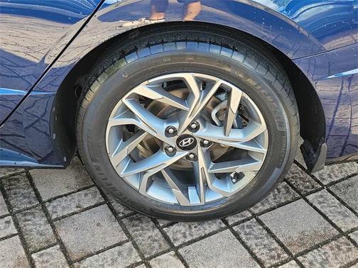 2021 Hyundai SONATA SEL