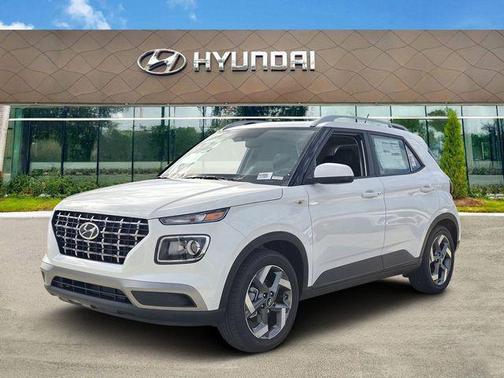 Lunar White 2026 Hyundai VENUE SEL