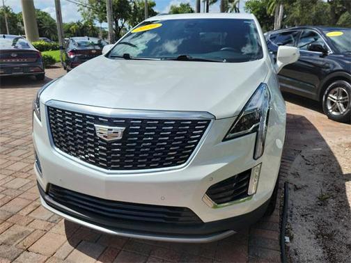 2020 Cadillac XT5 Premium Luxury