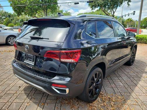 2022 Volkswagen Taos 1.5T SE