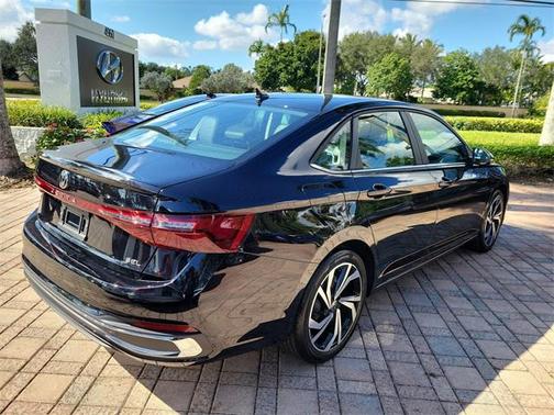 2025 Volkswagen Jetta 1.5T SEL