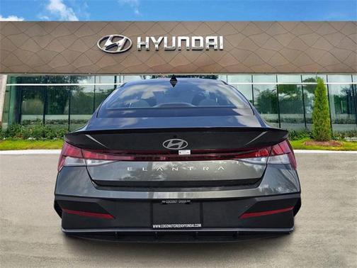 2025 Hyundai ELANTRA Sport