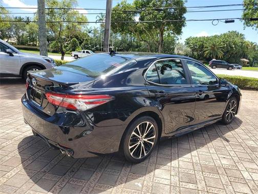 2019 Toyota Camry SE