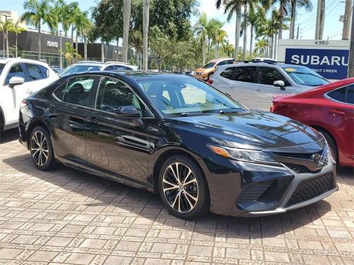 2019 Toyota Camry SE