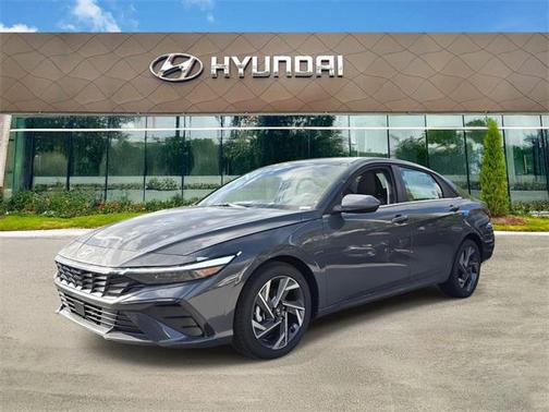2025 Hyundai ELANTRA SEL