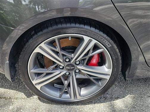 2025 Genesis G70 3.3T RWD Sport Advanced