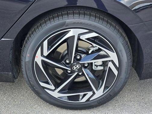 2026 Hyundai SONATA SEL