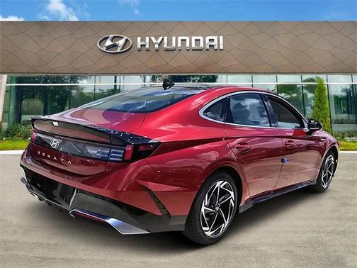 2026 Hyundai SONATA SEL