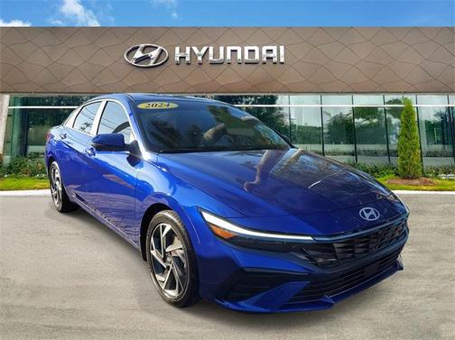 2024 Hyundai ELANTRA Limited