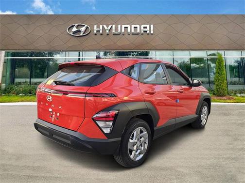 2026 Hyundai KONA SE