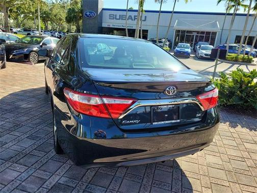2016 Toyota Camry SE