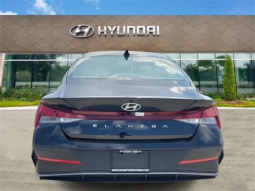 2025 Hyundai ELANTRA Sport